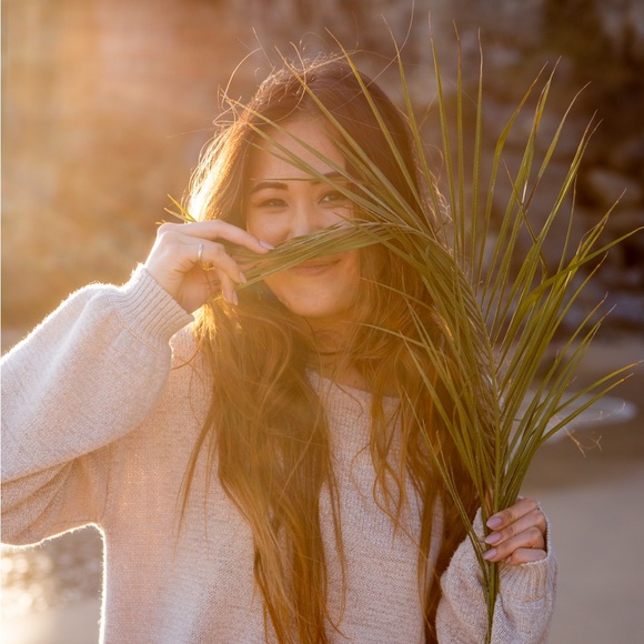 🚨SINCERELYLEONA IS LIVE 8/10 @ 3PM PST 🚨✨ 🚨 COME SAY HI! ✨ - Picture 2 of 14